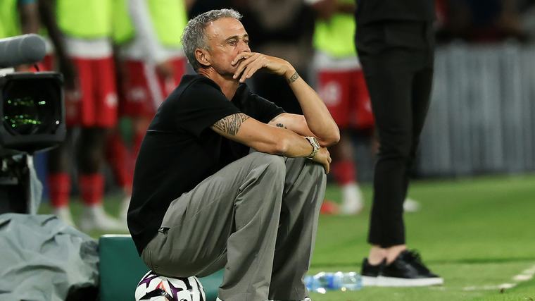 Luis Enrique bleibt bis 2030 - Paris SG-Fehlstart perfekt