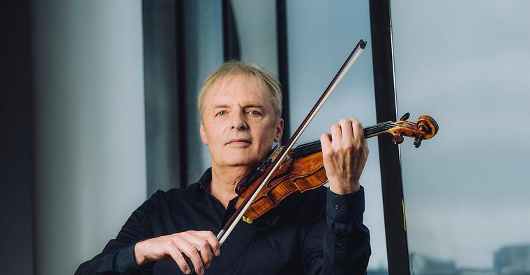 Roland Greutter lädt Weltklasse-Solisten nach Traunkirchen