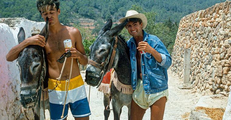Blick ins Kastl: "Universum History" über Exzess, Drugs and Rock 'n' Roll auf Ibiza
