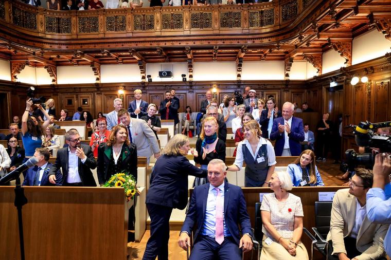 Schafft die Verfügungsmittel für Politiker endlich ab!