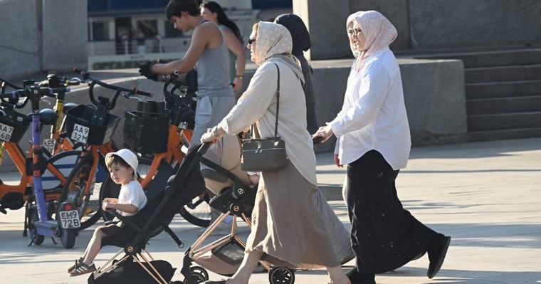 Trotz Jahren in Österreich: Mehrheit der Syrerinnen und Afghaninnen arbeitet nicht