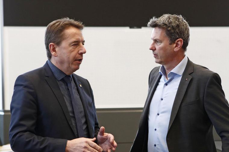 Wie der Kärntner FPÖ-Chef im Glashaus mit Steinen wirft