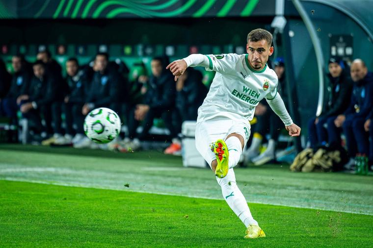 Hartberg schnappt sich Rapids Andrija Radulović per Leihe