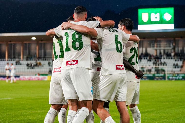 WSG Tirol lockt mit 1+1-Aktion und Gratis-Eintritt für Schüler für TSV Hartberg-Heimspiel