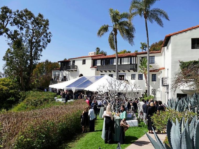 Feuchtwangers Exil-Villa in Los Angeles wurde nach Bränden wieder eröffnet