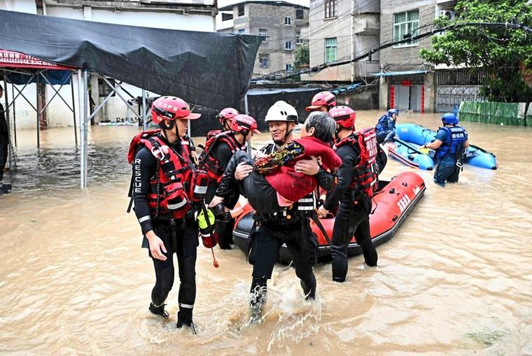 Mindestens ein Toter und elf Vermisste durch Taifun "Saudel" in China