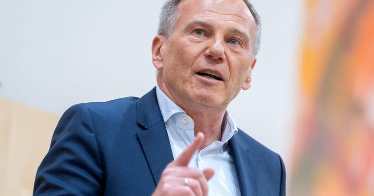 Wolf postet, Filzmaier bestätigt: Selbstbeweihräucherung in der ZIB2?