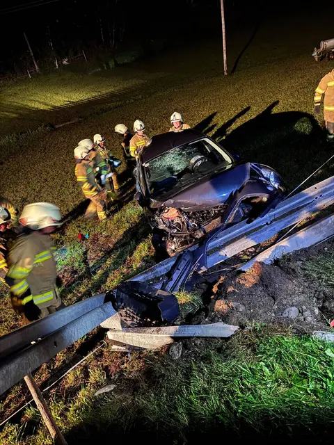 Einsatz nach Verkehrsunfall mit zwei verletzten Personen