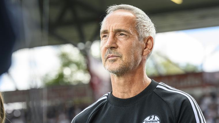Durchwachsener Transfersommer? Hütter "sehr zufrieden"