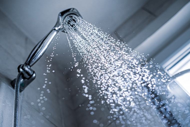 Wasserhahn und Whirlpool: Wo Legionellen lauern können
