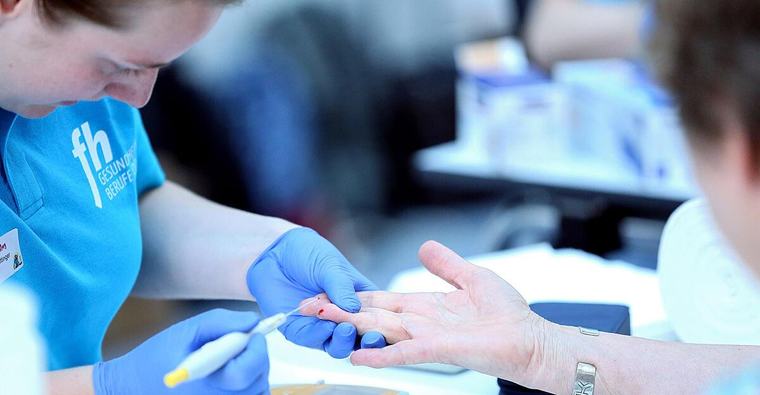 Demenzrisiko um 15 Prozent geringer: Studie zeigt möglichen Effekt von Cholesterin-Senkern