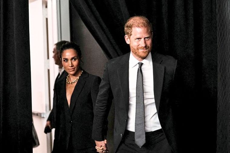 König Charles stellt klar: Harry und Meghan nur Privatleute