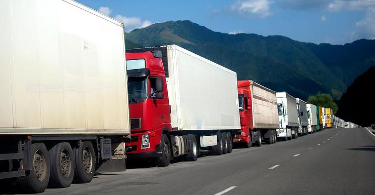 Risiko für die Versorgungssicherheit: In Österreich fehlen rund 8000 Lkw-Fahrer
