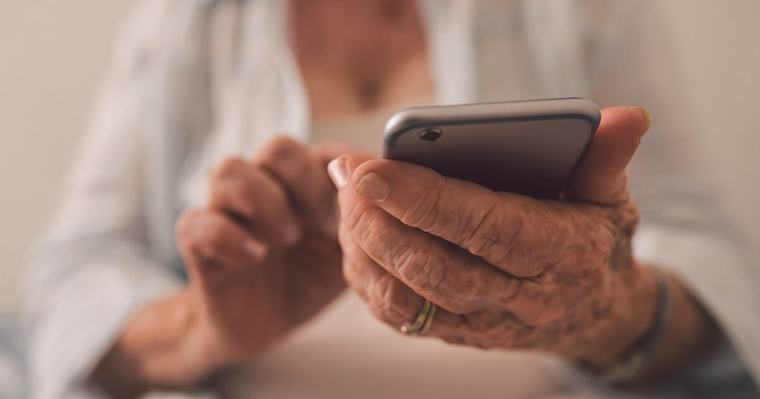 Hundertjährige Deutsche wehrte sich erfolgreich gegen Telefonbetrug